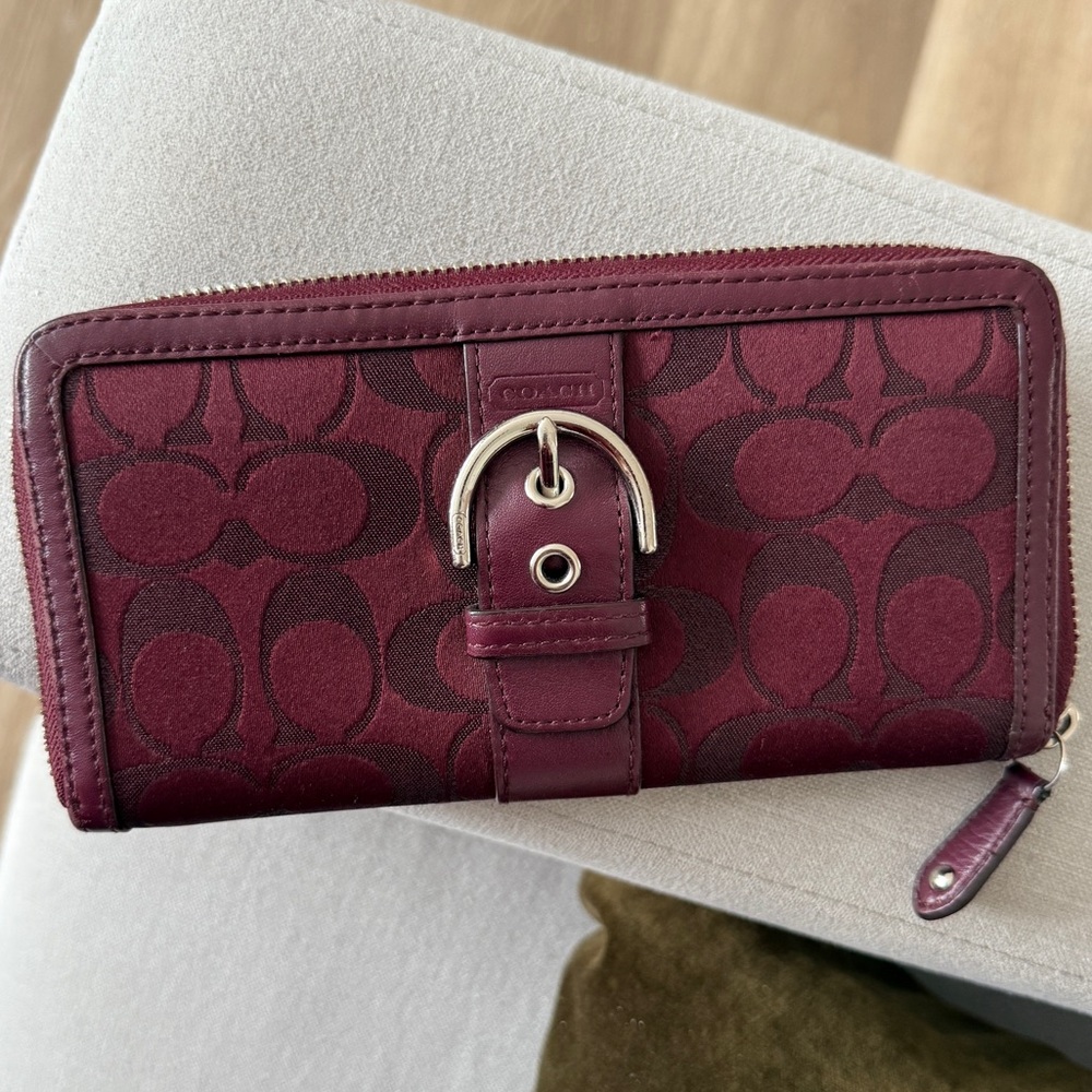 Coach Campbell Signature Metallic Buckle Accordion Zip Around Wallet